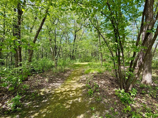 18650 Verna Lane, Prior Lake, MN 55372