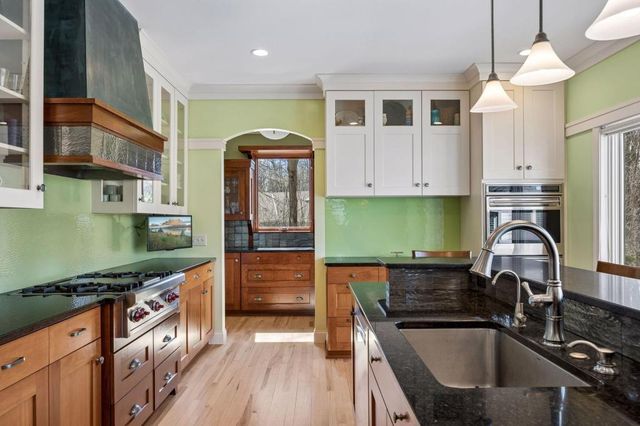 18650 Verna Lane, Prior Lake, MN 55372
