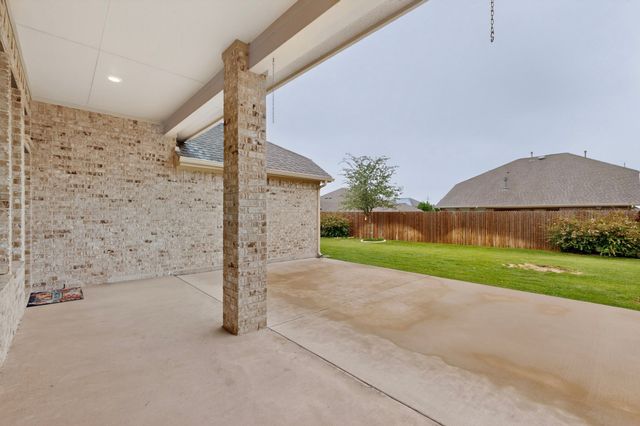 10142 Boswell Drive, Frisco, TX 75035
