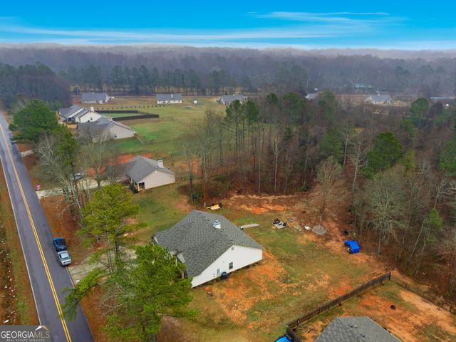 1618 McCannon Morris Road, Hull, GA 30646