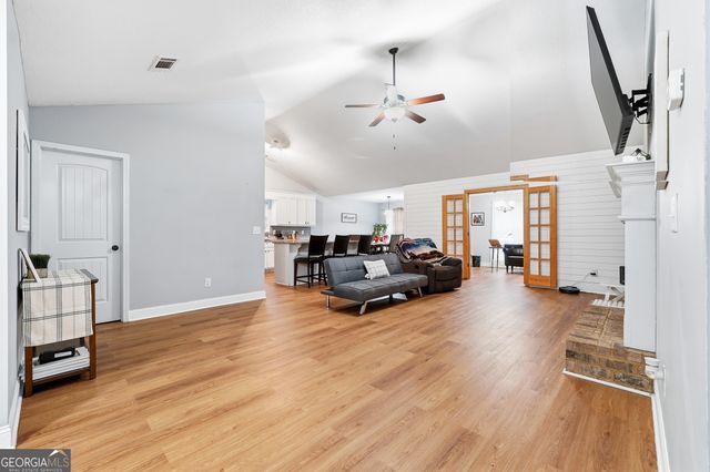 1618 McCannon Morris Road, Hull, GA 30646