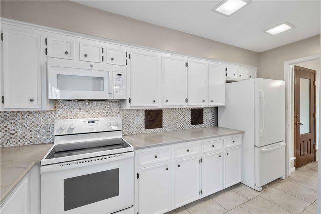 8009 Rebawood Drive, Humble, TX 77346