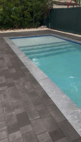 46 Transylvania Avenue, Key Largo, FL 33037