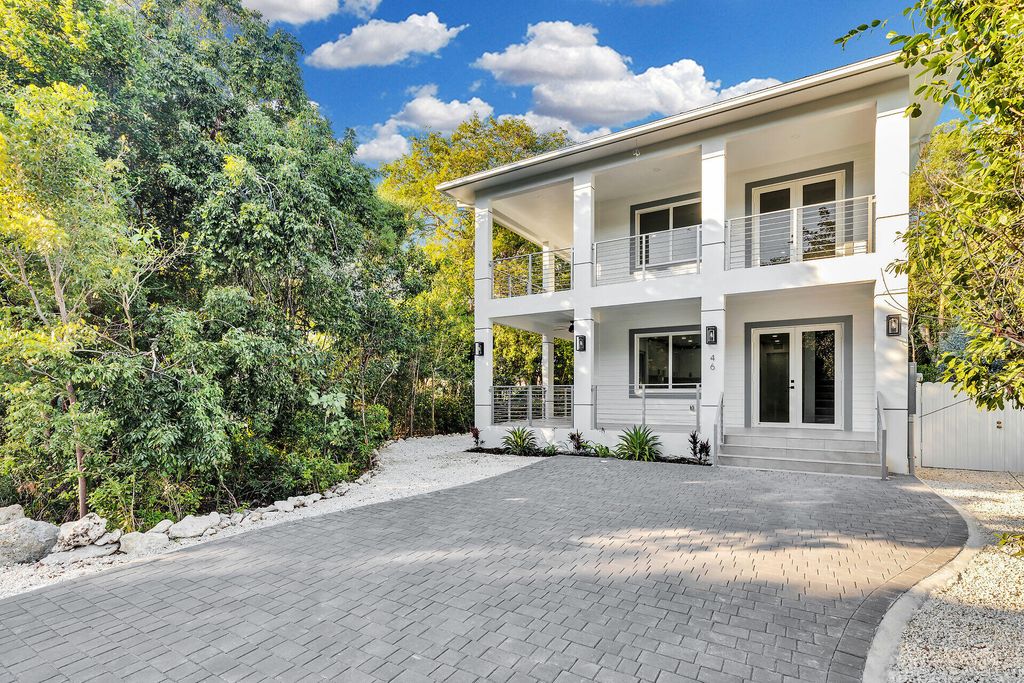 46 Transylvania Avenue, Key Largo, FL 33037