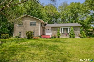 28 Adams Drive, Norwich, CT 06360