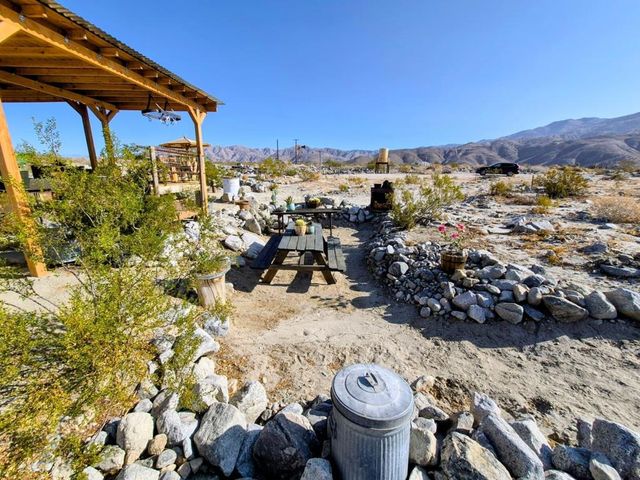 1 Dillon Road, Sky Valley, CA 92241