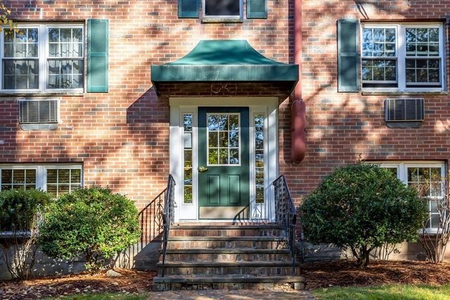 14 Wampus Ave 21, Acton, MA 01720
