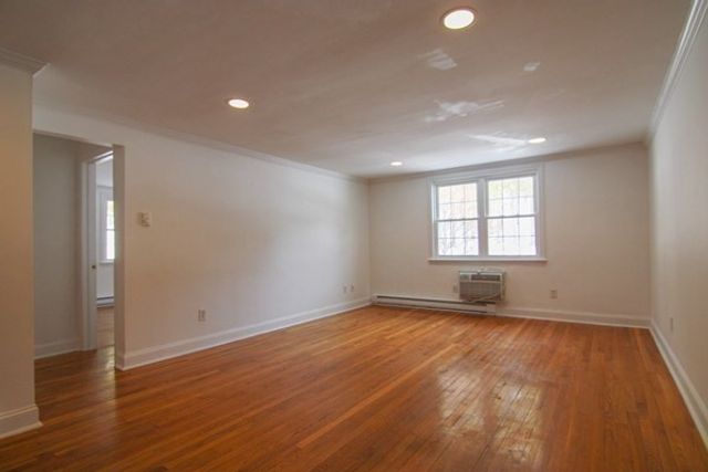 14 Wampus Ave 21, Acton, MA 01720