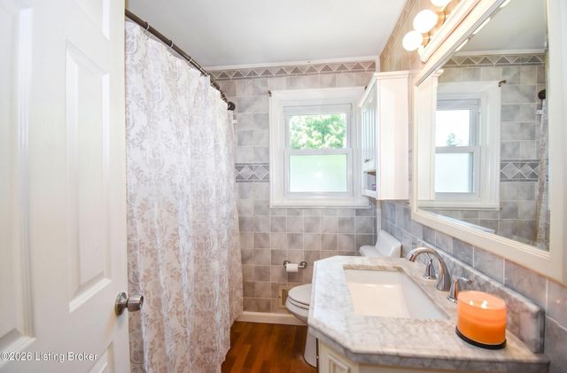 5809 Maryman Rd, Louisville, KY 40258