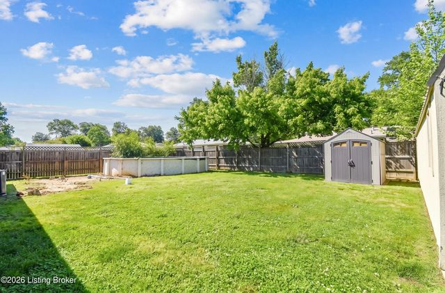 5809 Maryman Rd, Louisville, KY 40258