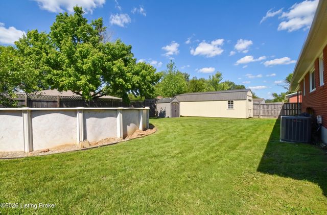 5809 Maryman Rd, Louisville, KY 40258