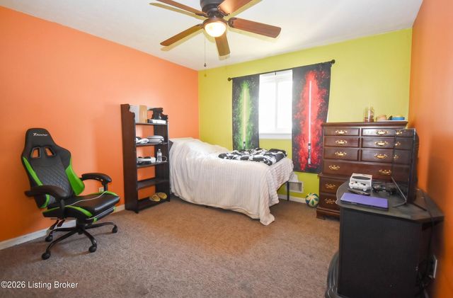 5809 Maryman Rd, Louisville, KY 40258
