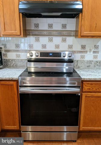 5569 ASSATEAGUE PL, Manassas, VA 20112