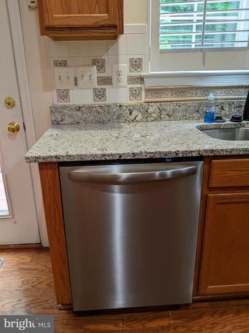 5569 ASSATEAGUE PL, Manassas, VA 20112