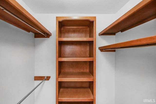 2402 Redspire Boulevard, Goshen, IN 46526