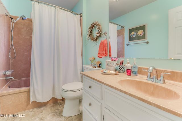 5630 Ahuawa Place, Diamondhead, MS 39525