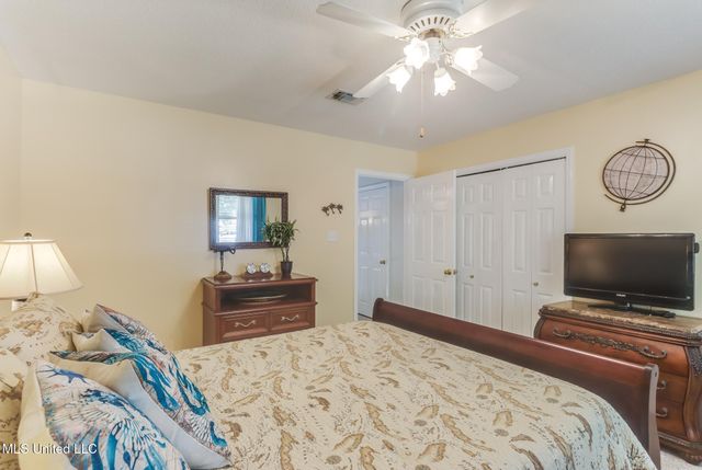 5630 Ahuawa Place, Diamondhead, MS 39525