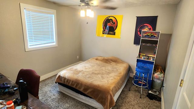 1019 E Daniels Street, Aurora, MO 65605