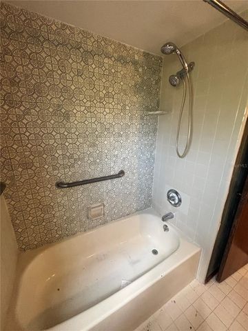 5136 NADINE STREET, Orlando, FL 32807