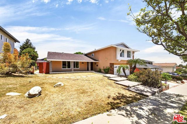 1977 Via Madonna, Lomita, CA 90717