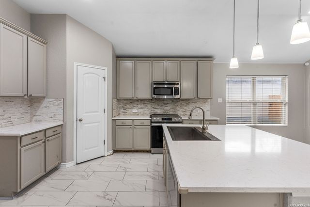 10421 Macarthur, Converse, TX 78109