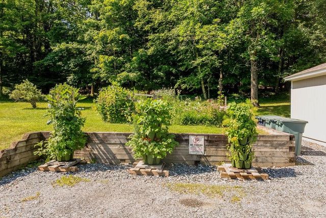 29 Mill Street A and B, Enfield, NH 03750