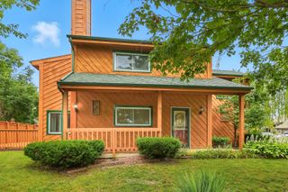 2101 Babst Court, Lisle, IL 60532