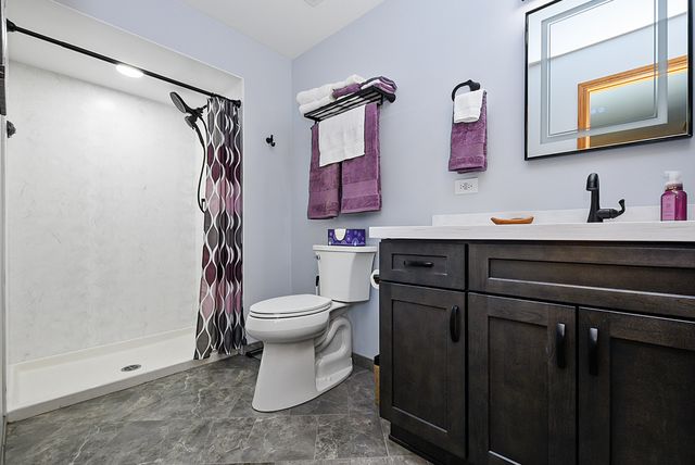 19 Saint Moritz Drive 201, Palos Park, IL 60464