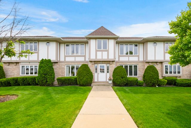 19 Saint Moritz Drive 201, Palos Park, IL 60464