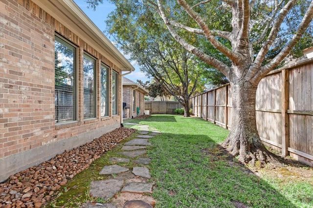 6119 Peachtree Hill Court, Kingwood, TX 77345