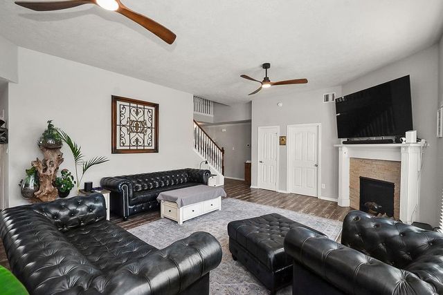 2023 Sedona Drive, League City, TX 77573