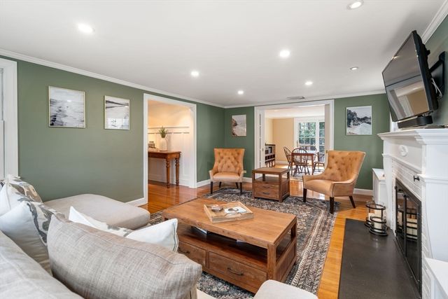 48 Sunset Rd, Weston, MA 02493