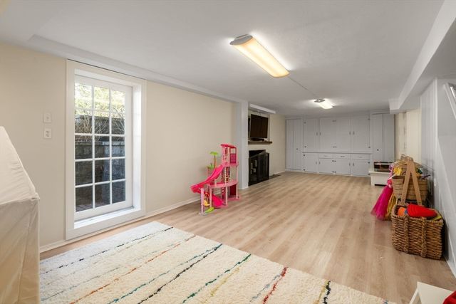 48 Sunset Rd, Weston, MA 02493