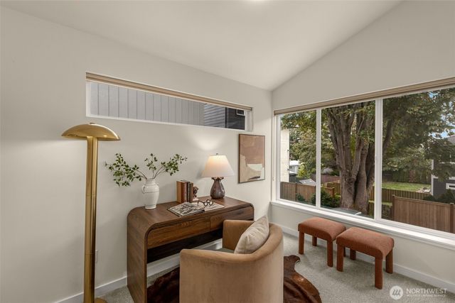 115 B N 105th Street, Seattle, WA 98133