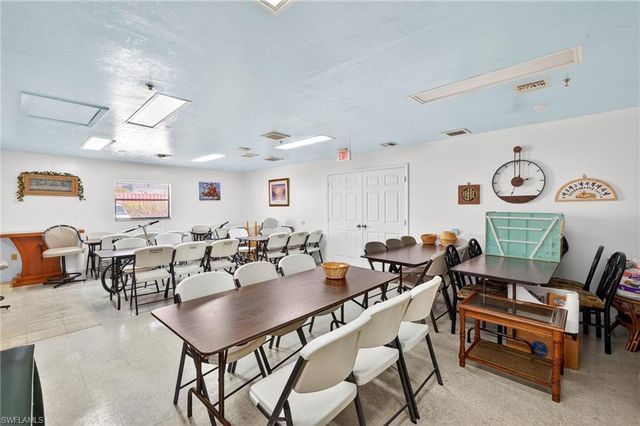 1940 Ricardo AVE, Fort Myers, FL 33901