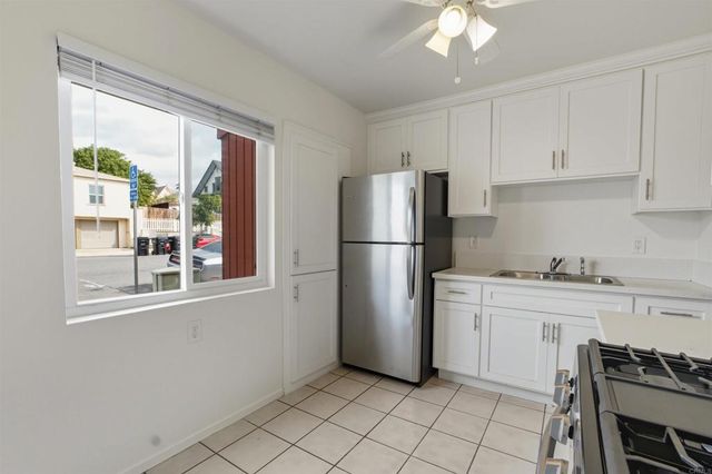 165 20th Street, San Diego, CA 92102