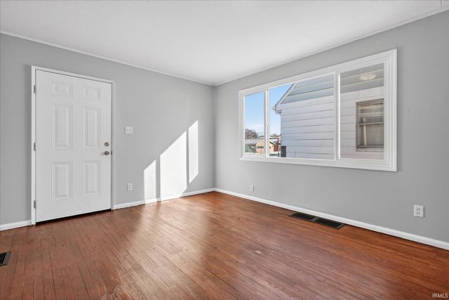 2523 Milburn Boulevard, Mishawaka, IN 46544