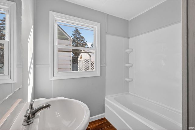 2523 Milburn Boulevard, Mishawaka, IN 46544