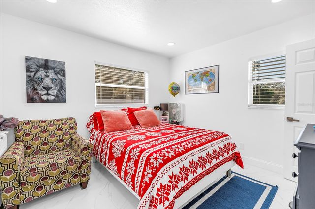 13216 FOREST HILLS DRIVE, Tampa, FL 33612