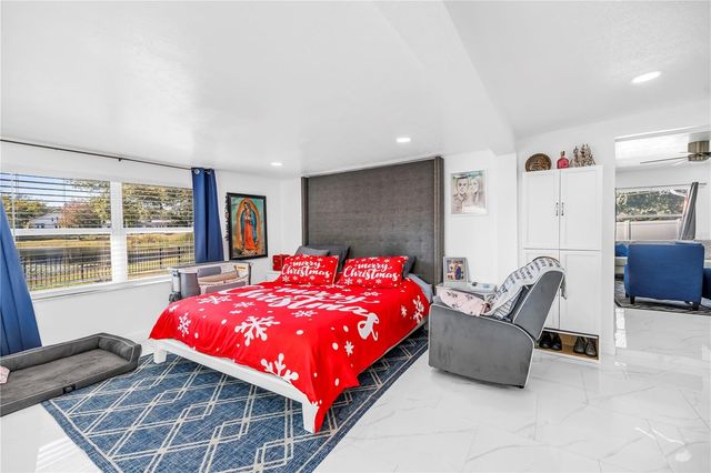 13216 FOREST HILLS DRIVE, Tampa, FL 33612