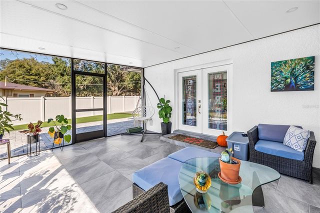 13216 FOREST HILLS DRIVE, Tampa, FL 33612