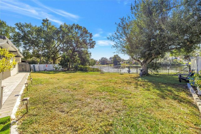 13216 FOREST HILLS DRIVE, Tampa, FL 33612