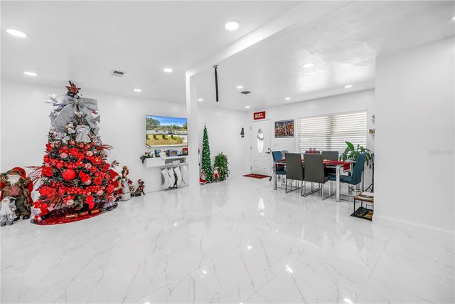 13216 FOREST HILLS DRIVE, Tampa, FL 33612