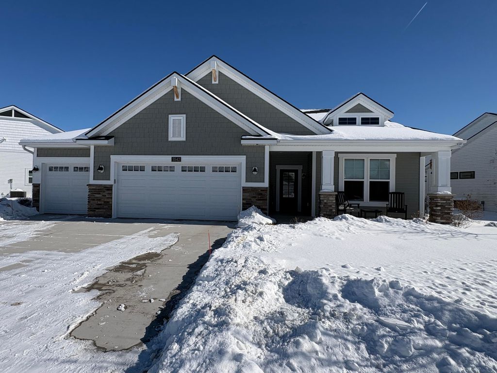 5542 Isle River Drive Ne 66, Plainfield Twp, MI 49306