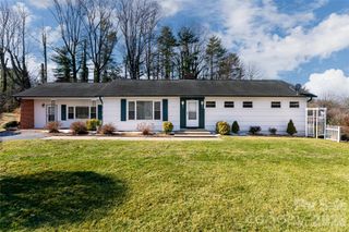 3159 Cheryl Drive, Hendersonville, NC 28792