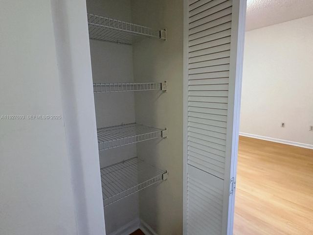 1919 Van Buren St 118A, Hollywood, FL 33020