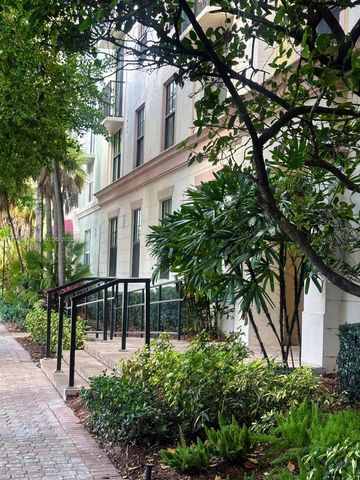 1919 Van Buren St 118A, Hollywood, FL 33020