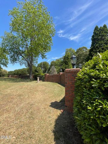 2400 Stewart Street, Fuquay Varina, NC 27526