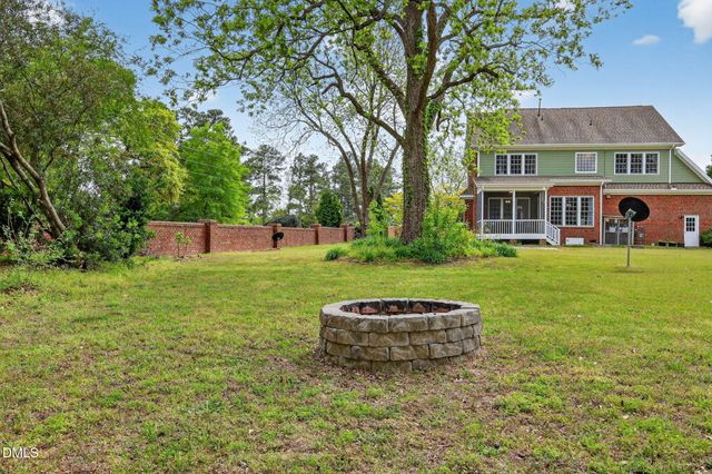 2400 Stewart Street, Fuquay Varina, NC 27526