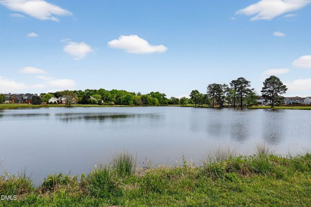 2400 Stewart Street, Fuquay Varina, NC 27526